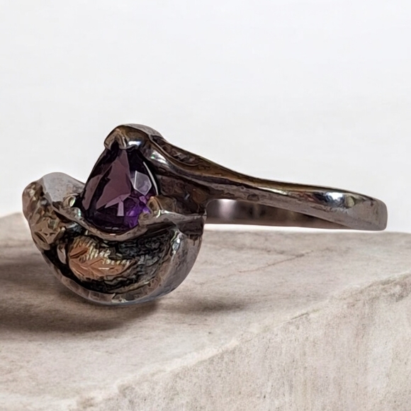 Vintage Sterling Silver 925 & 12k Signed Amethyst Black Hills Gold  Ring Size 6 - Picture 5 of 16